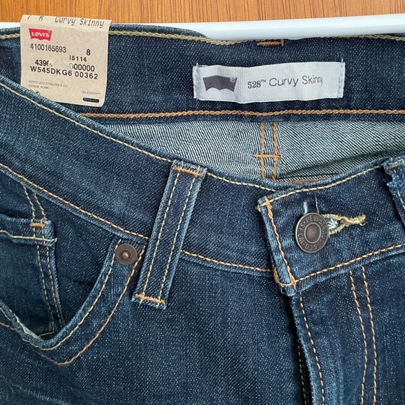Levi’s 528 curvy skinny jean. New with tags - Picture 4 of 5